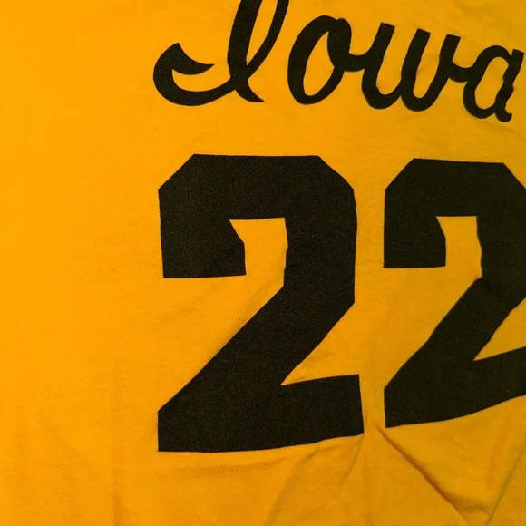 Iowa Hawkeyes Caitlin Clark NCAA Nike jersey tee shirt - Picture 3 of 4